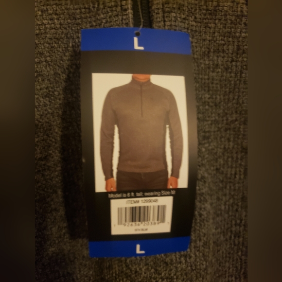 Spyder, half zip, pullover knit sweater - Picture 6 of 6